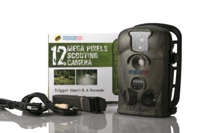 Surveillance Hunting Trail Camera with 2.5-Inch TFT and ViewFinder